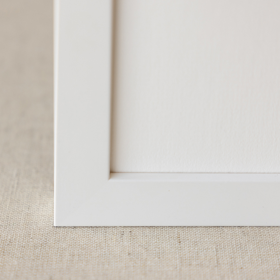 Satin white frame
